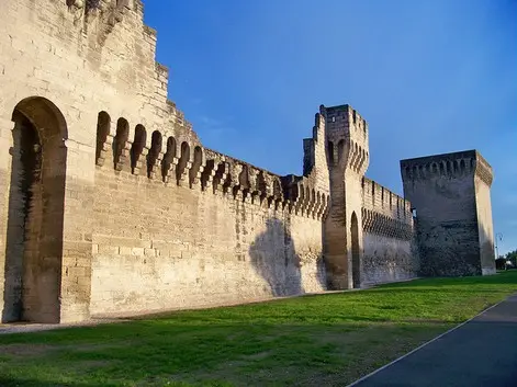 mura medievali di avignone