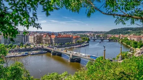 ponte su fiume a Praga