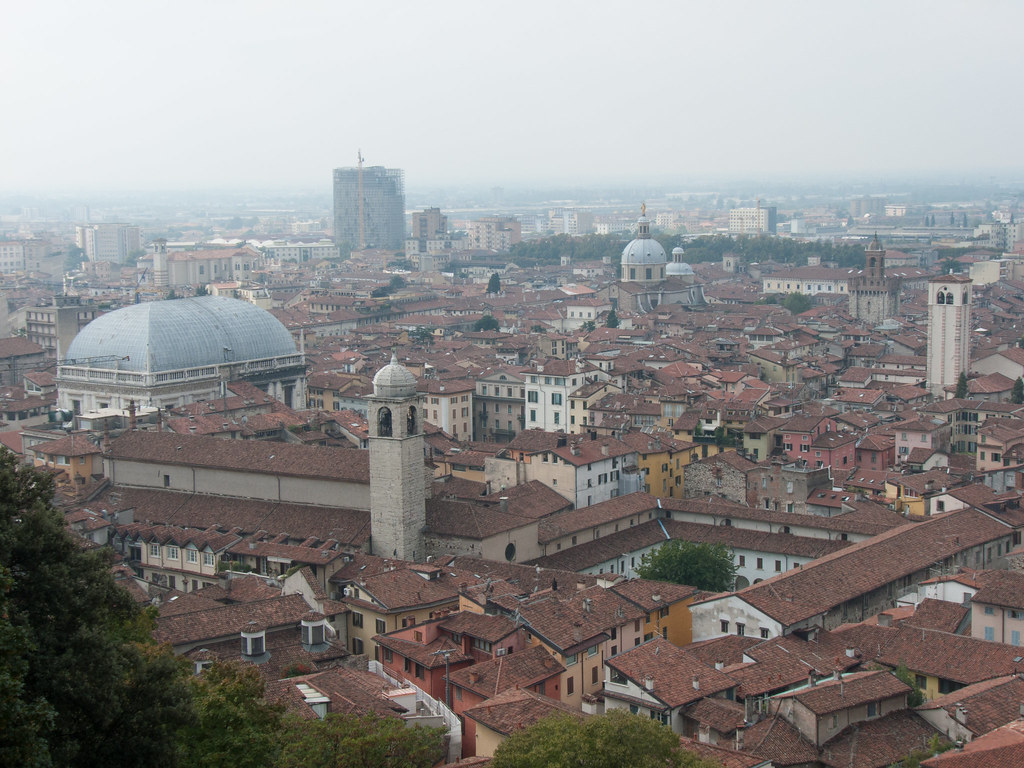 Le vie principali di Brescia: elenco e attrazioni nelle vicinanze