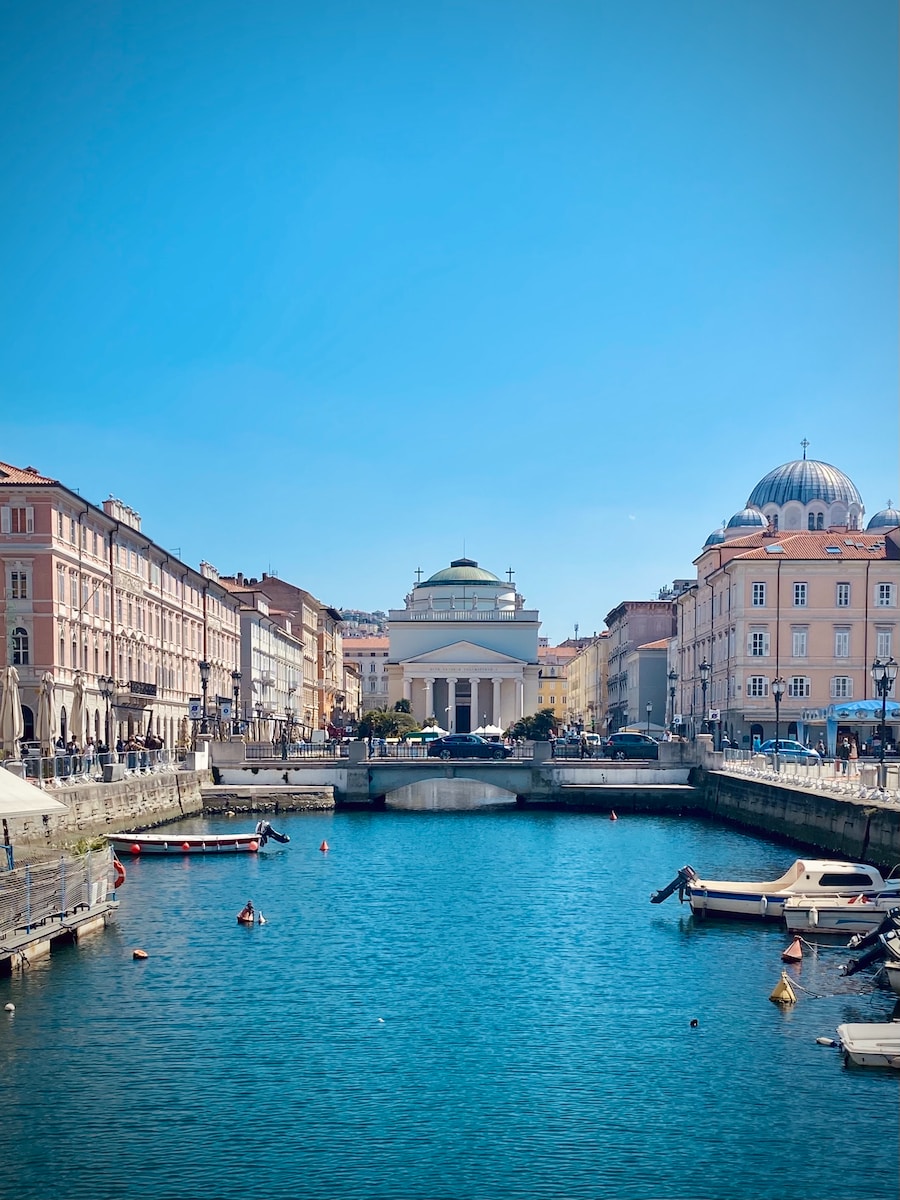 Guida ai taxi di Trieste: tutto quello che devi sapere per muoverti in città