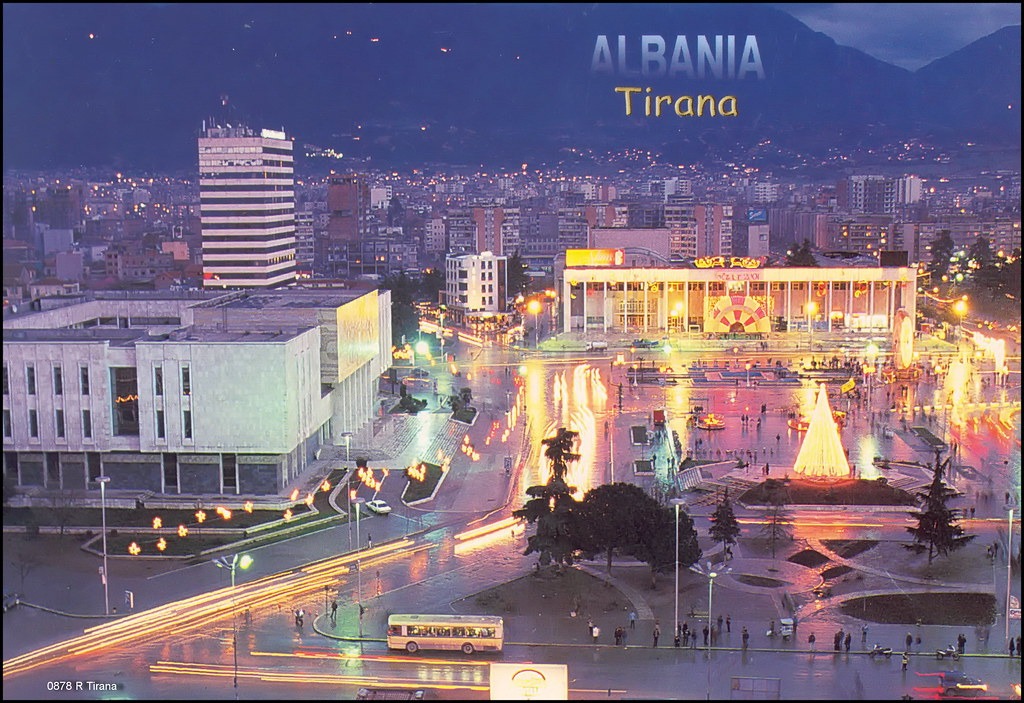 Le 10 Attrazioni Imperdibili di Tirana