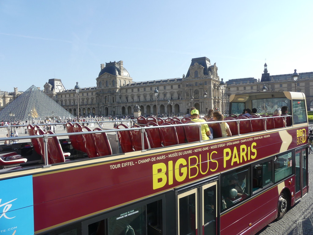 Tutte le informazioni sugli autobus hop-on hop-off di Parigi
