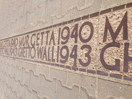 Il muro del Ghetto di Varsavia