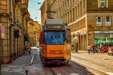 trasporto pubblico tram milano