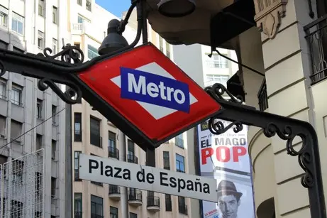 cartello metropolitana madrid